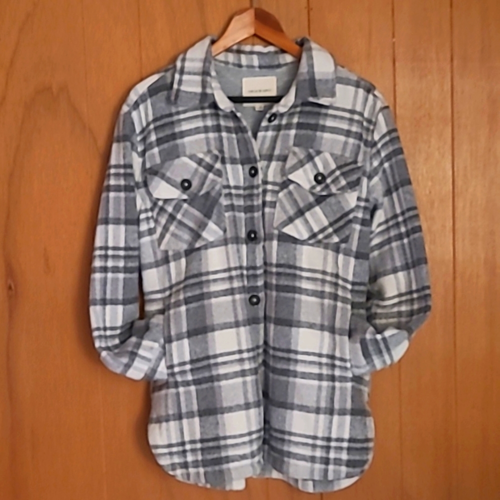 Thread & Supply Grey & White Plaid Fleece Shacket